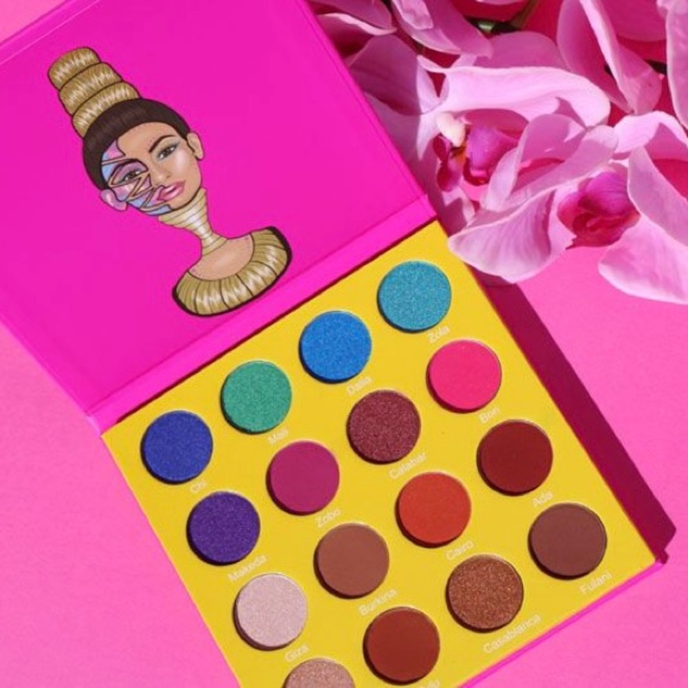 Juvia's Place Mini Masquerade Bold Sparkly Matte Colourful Eyeshadow Palette - Picture 4 of 13